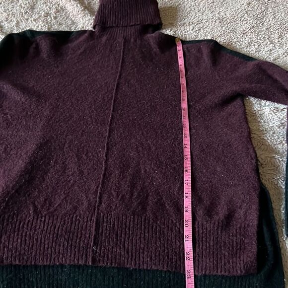 Athleta bicolor turtleneck sweater S - Picture 4 of 7